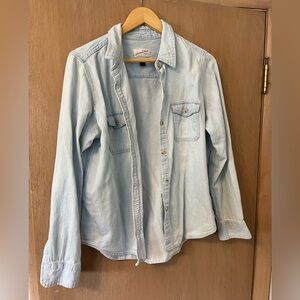 Universal Thread light denim button down shirt size Large